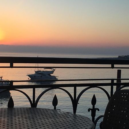 Maltese Balcony Apartment Saint Julian's Ngoại thất bức ảnh