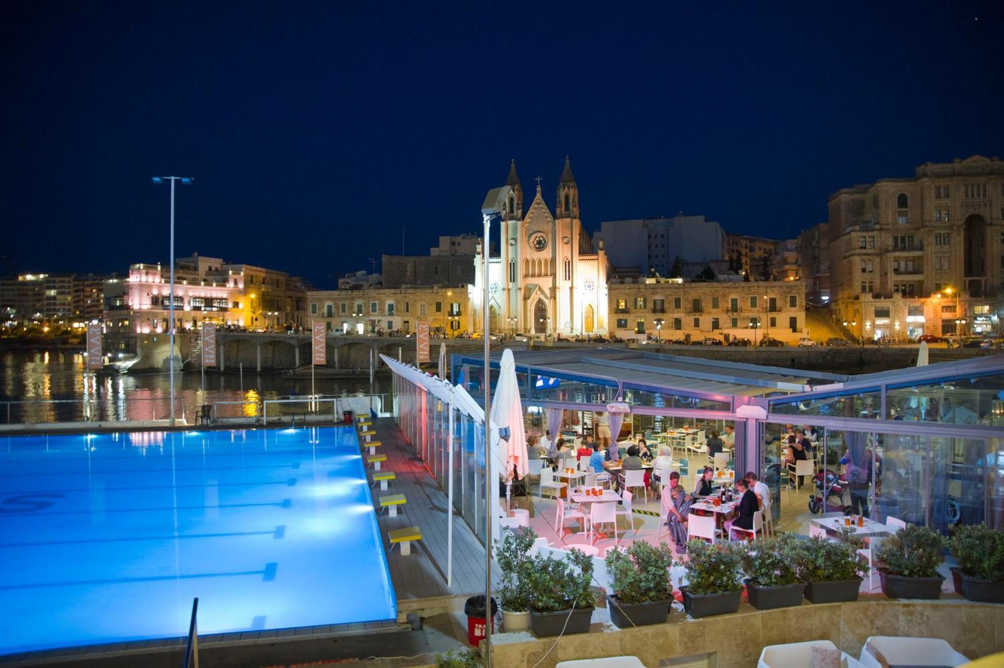 Maltese Balcony Apartment Saint Julian's Ngoại thất bức ảnh